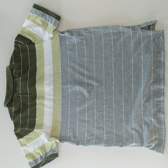 3/$15 Gap Factory Men's striped Polo Short Sleeve Tee - Picture 3 of 4